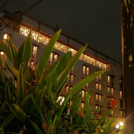 Meotel Purwokerto Extérieur photo