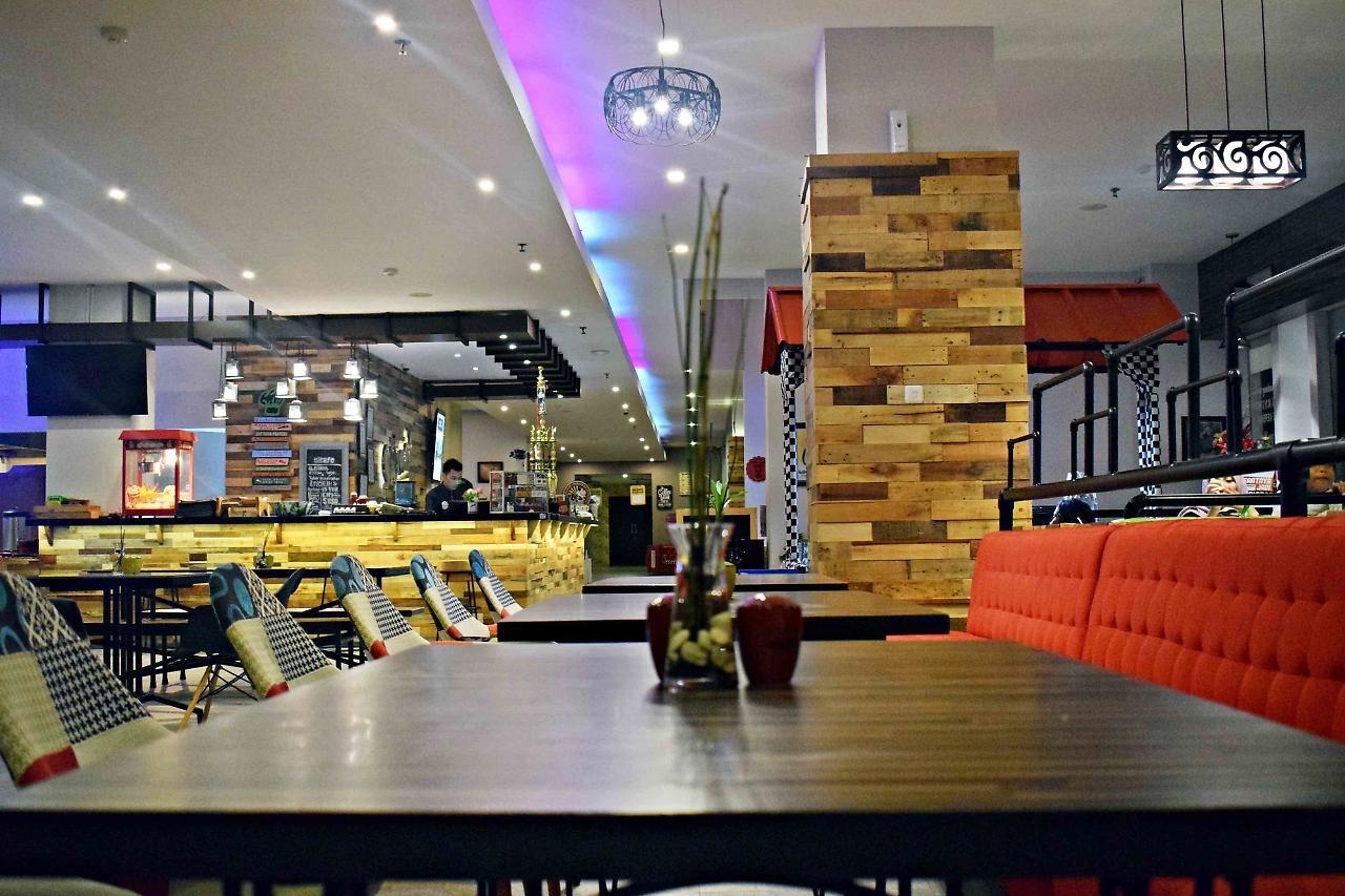 Meotel Purwokerto Extérieur photo