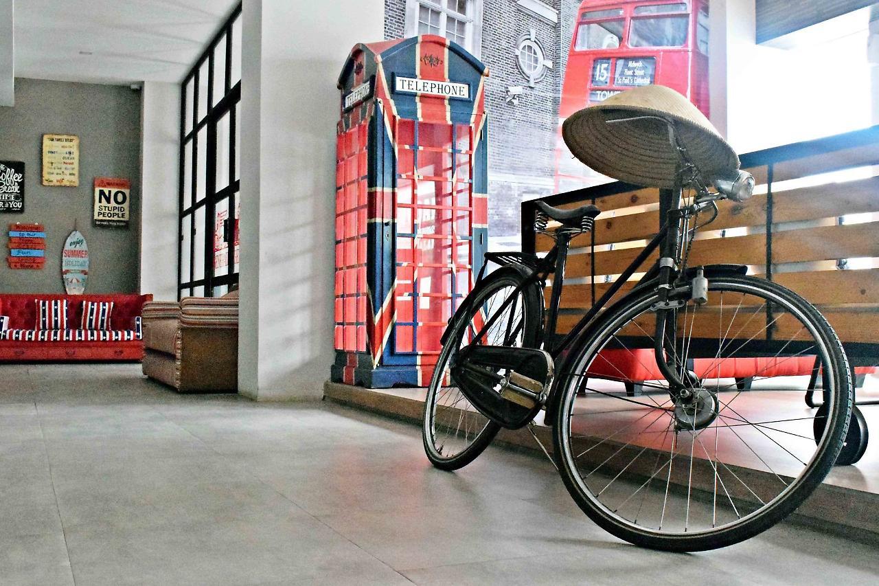 Meotel Purwokerto Extérieur photo