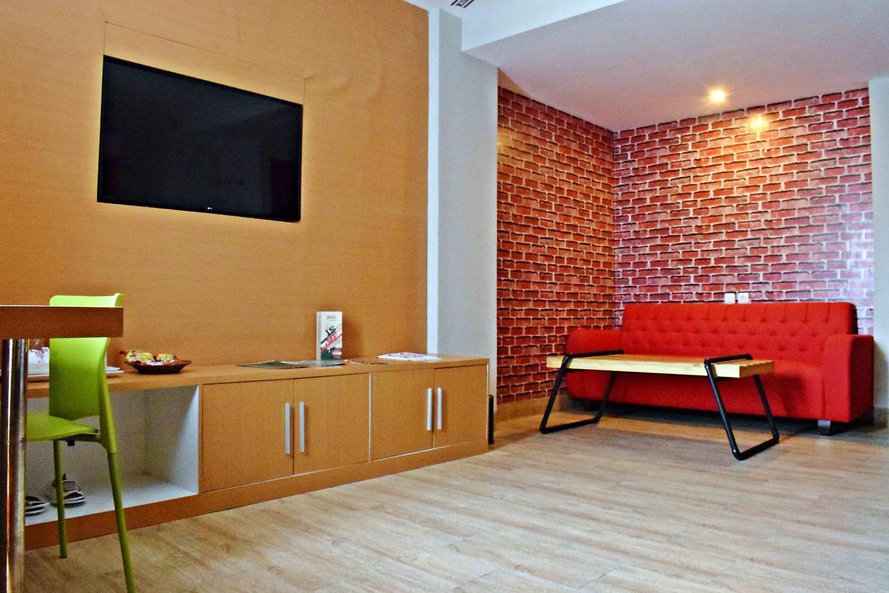 Meotel Purwokerto Extérieur photo