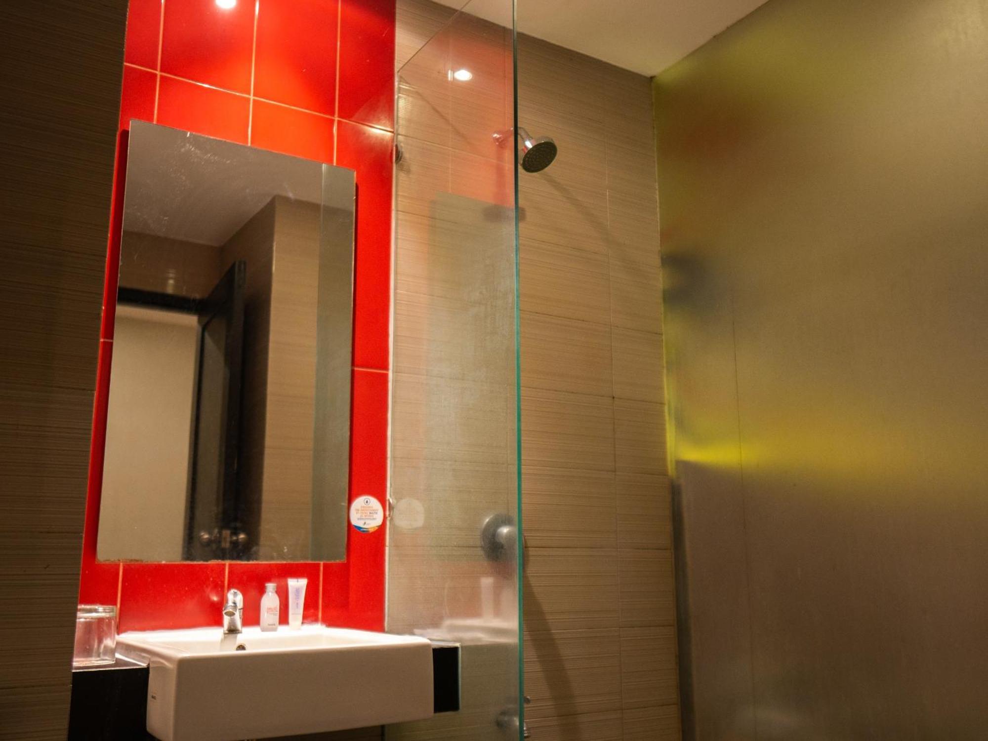 Meotel Purwokerto Extérieur photo
