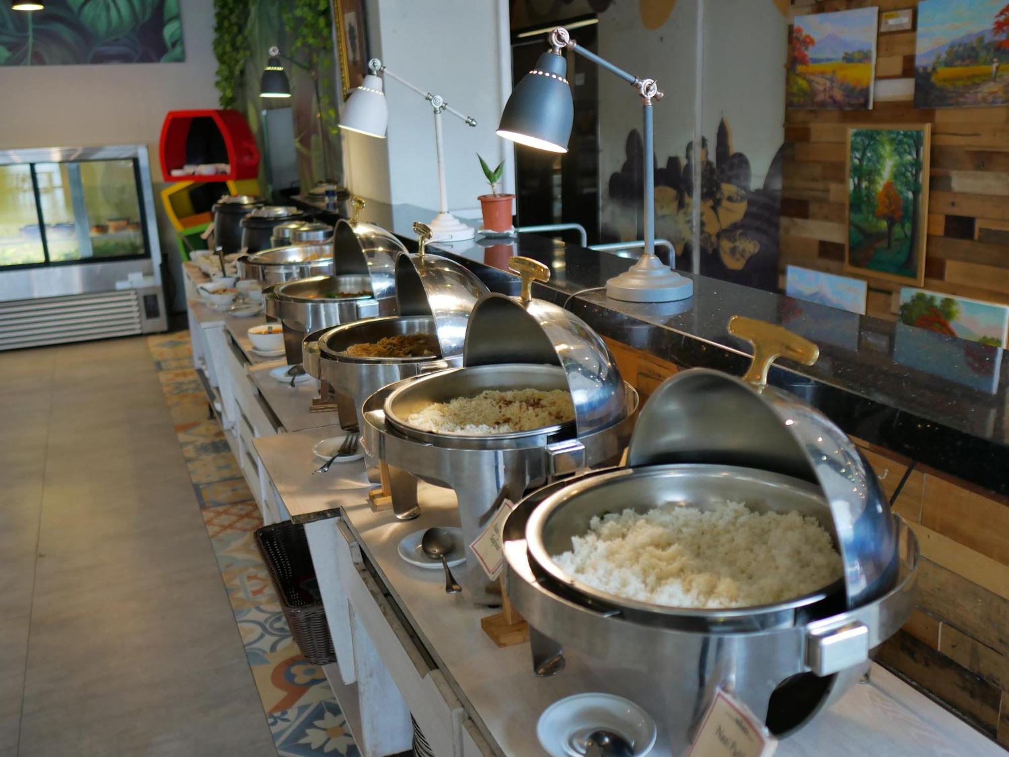 Meotel Purwokerto Extérieur photo